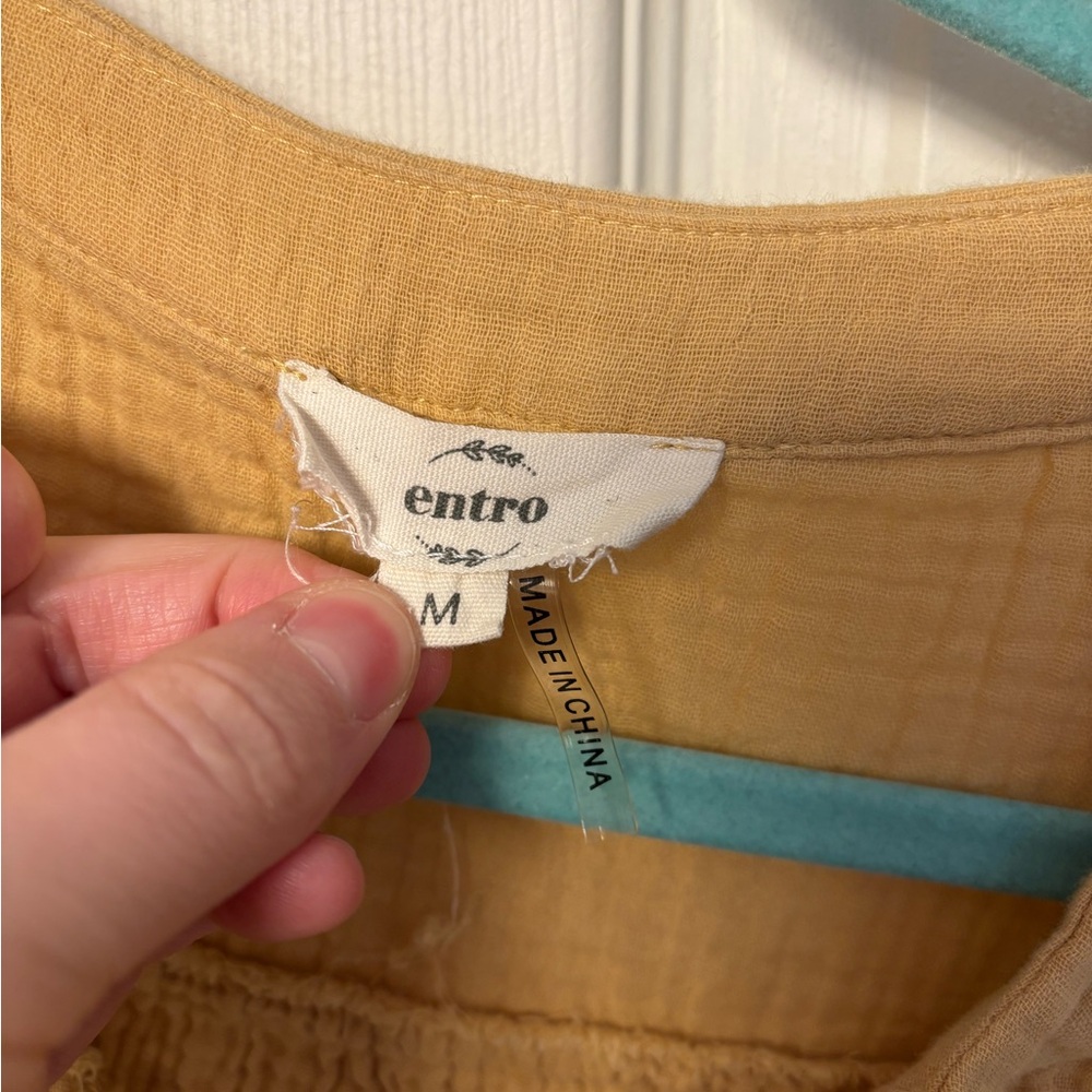 Entro Mustard Yellow Textured Tunic Blouse with Pockets - Picture 5 of 7